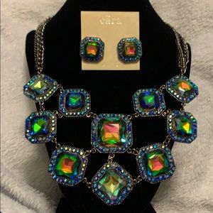 NWT Cära necklace and earrings
